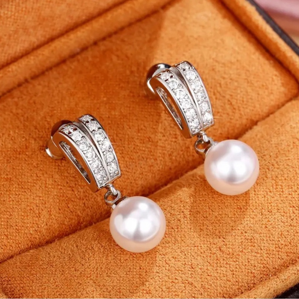 Elegant Women Imitation Pearl Drop Earrings Dainty Girl Temperament Ear Jewelry